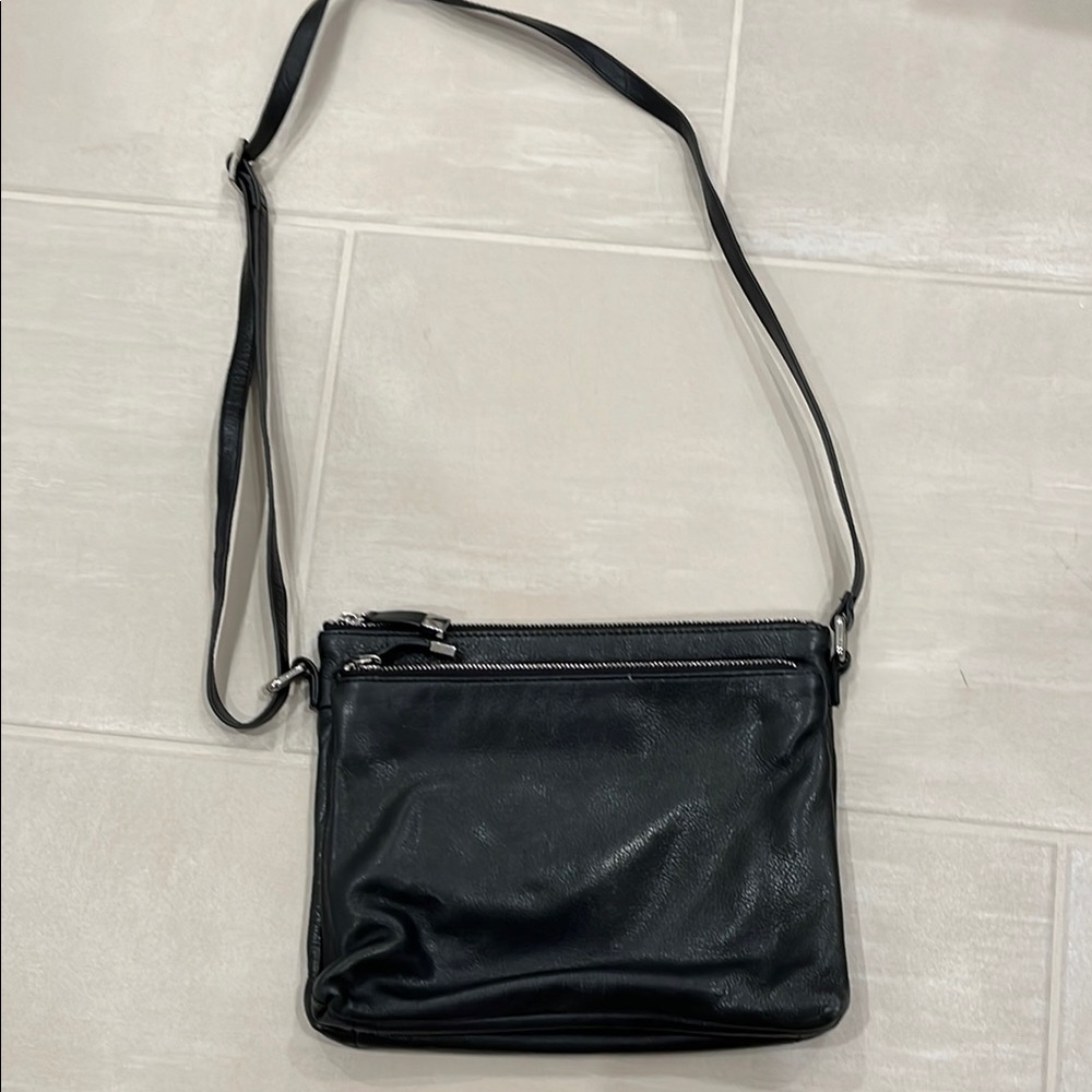 Margot Elegant Black Leather Shoulder Bag